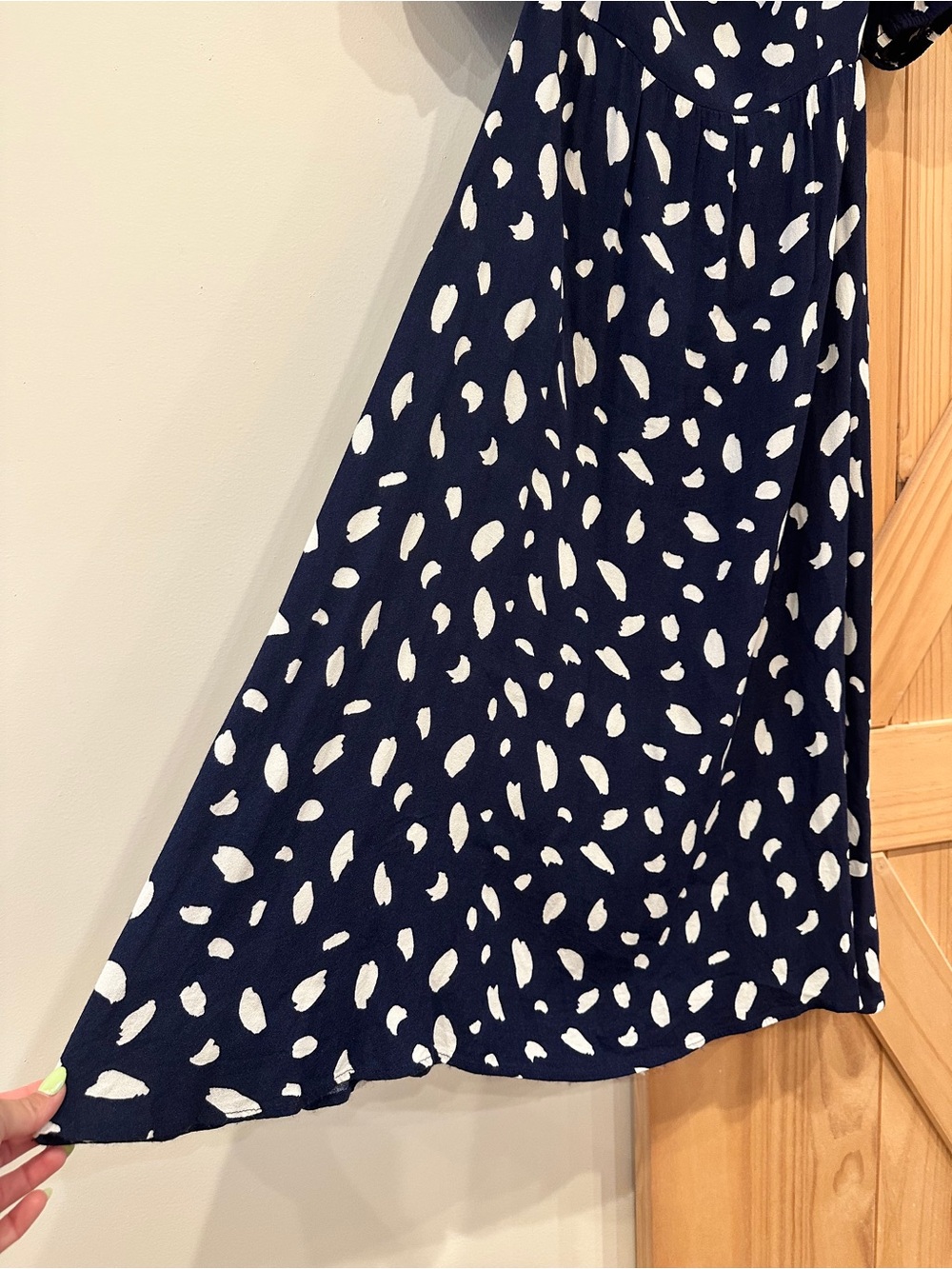 Reformation Zippy Dress Navy White Abstract Print Puff Sleeve Midi Dress Size 4P - Picture 11 of 16